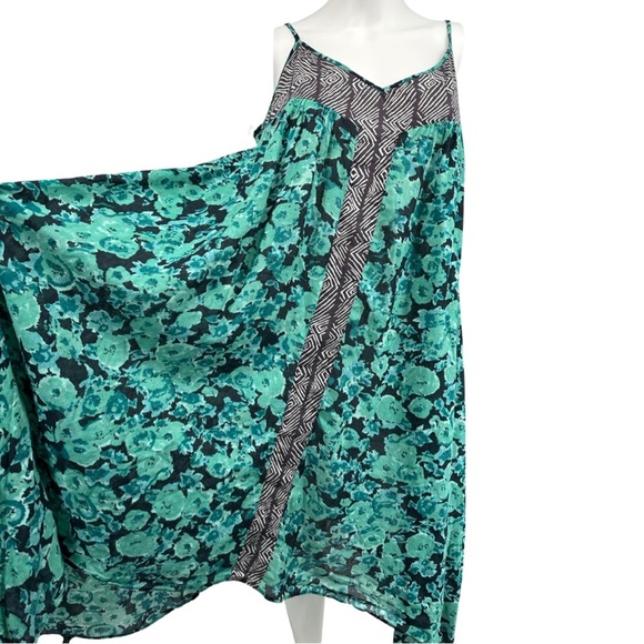 Volcom Handkerchief Hem Boho Breezy Dress - Picture 5 of 10